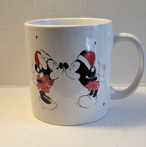 NWOT Disney Mickey And Minnie Holiday Kisses 20 Oz. Mug